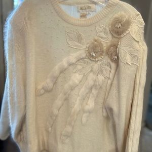 Beautiful off white sweater
